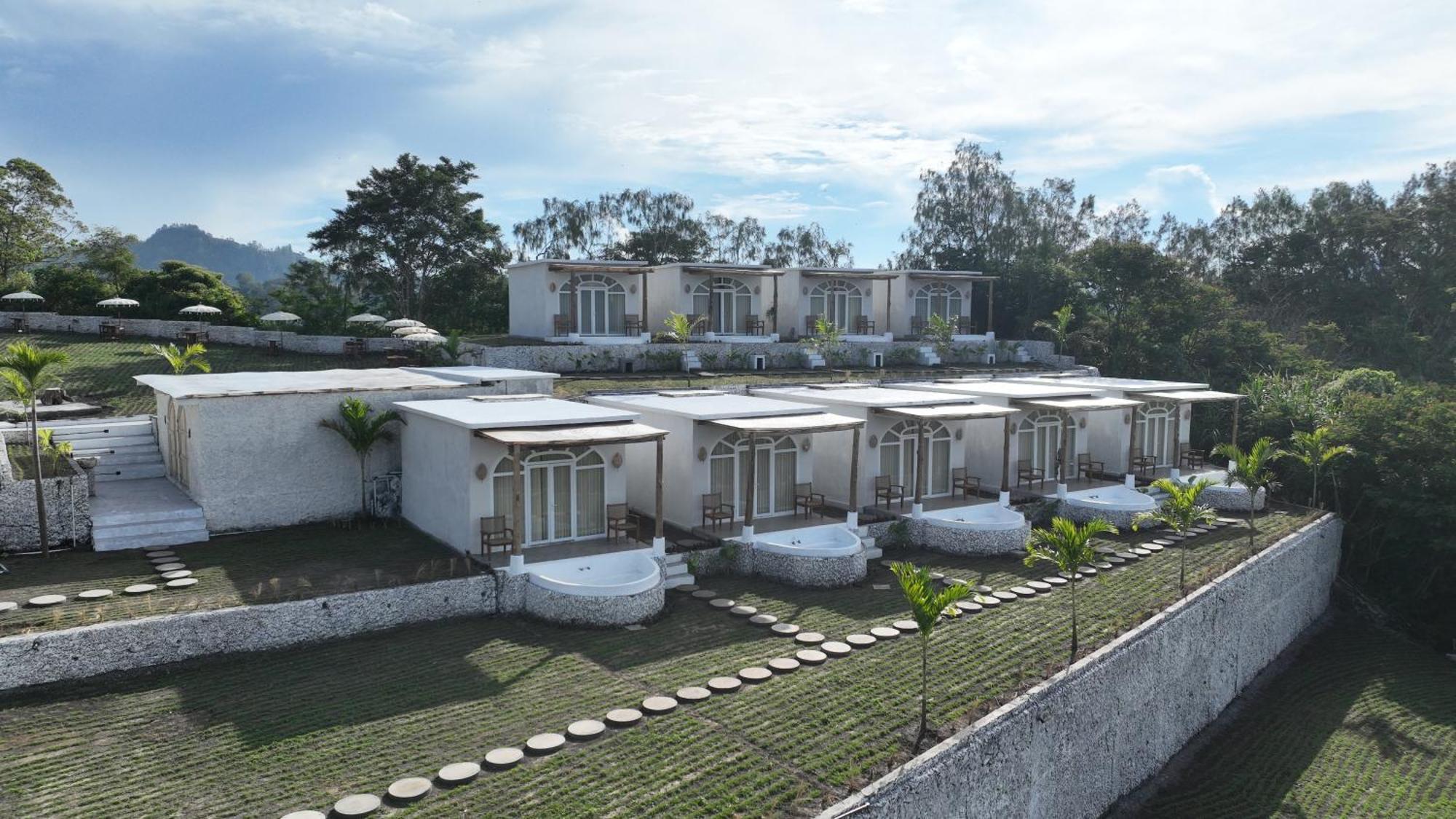 Cinze Villas And Hot Spring Kubupenlokan Exterior photo